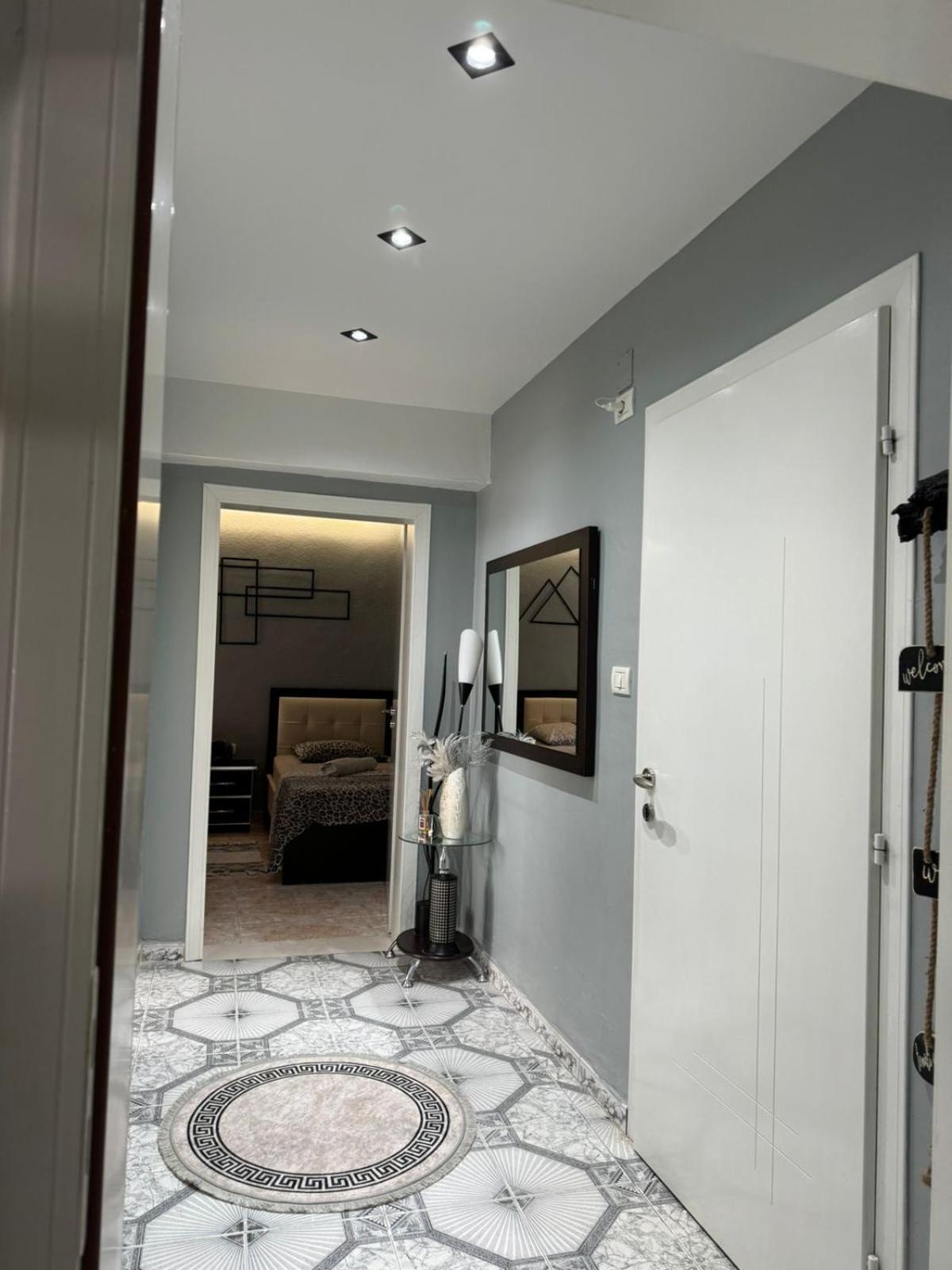 Temali Apartment Shkoder Bagian luar foto